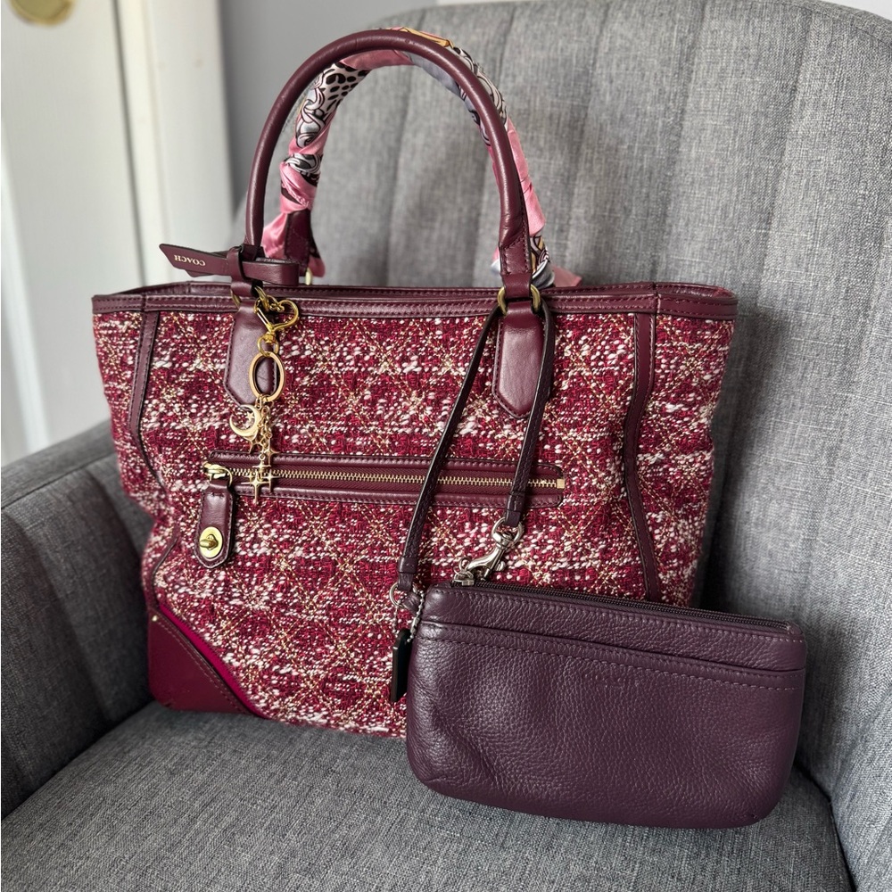 Coach Poppy Quilted Boucle Blaire 26416 Tote + Matching Wristlet Bundle